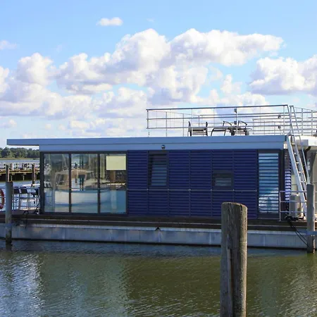 Úszó hotel Hausboot Floating House In