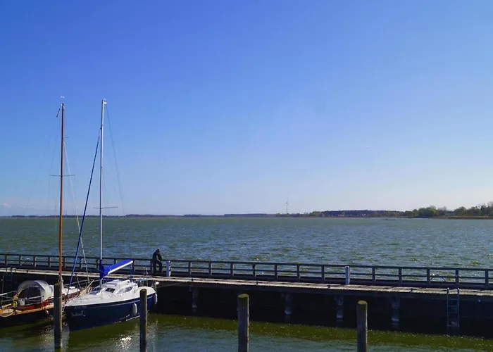 Hausboot Schwimmendes Haus In *